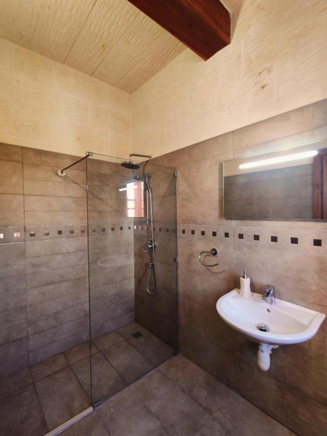 Rosehill Bed And Breakfast Xaghra Bagian luar foto