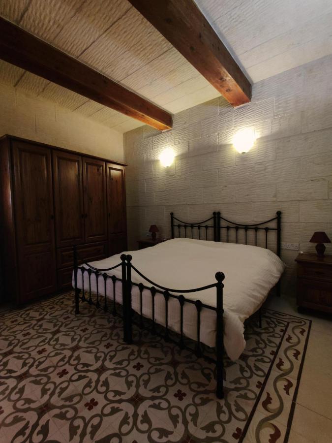 Rosehill Bed And Breakfast Xaghra Bagian luar foto