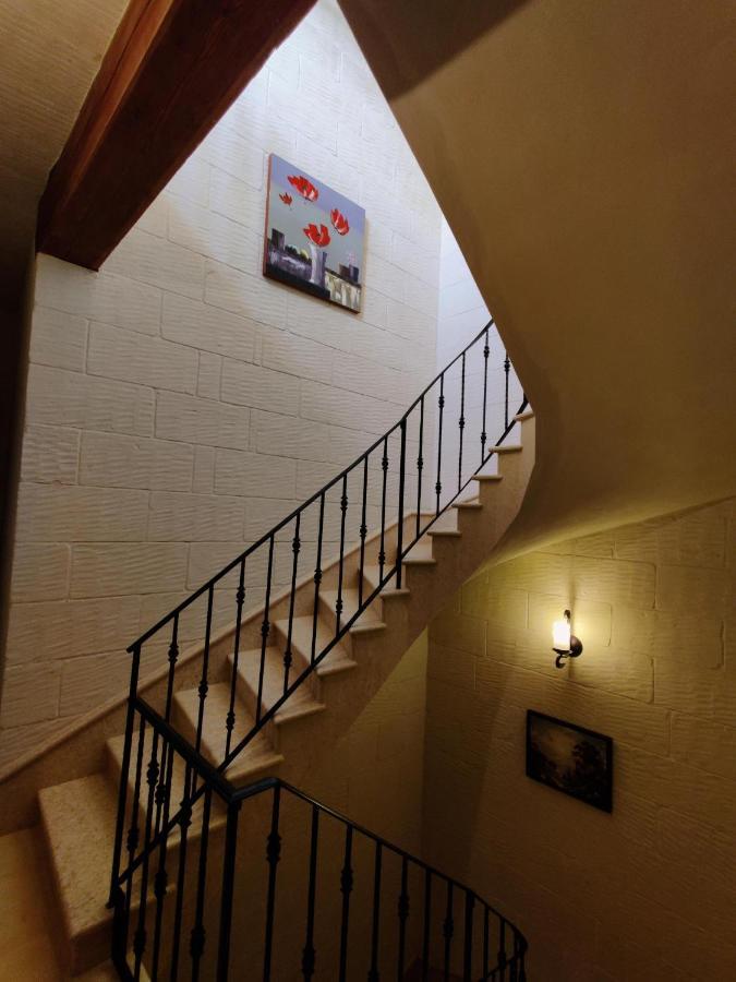 Rosehill Bed And Breakfast Xaghra Bagian luar foto
