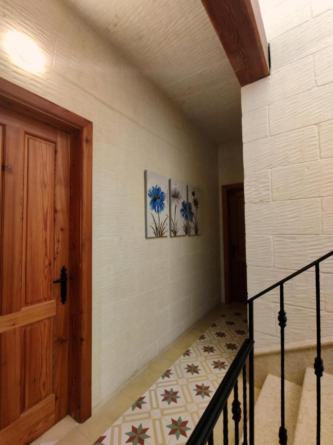 Rosehill Bed And Breakfast Xaghra Bagian luar foto