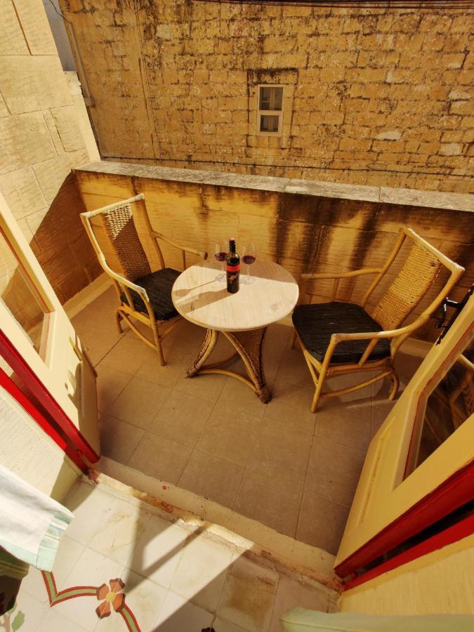 Rosehill Bed And Breakfast Xaghra Bagian luar foto